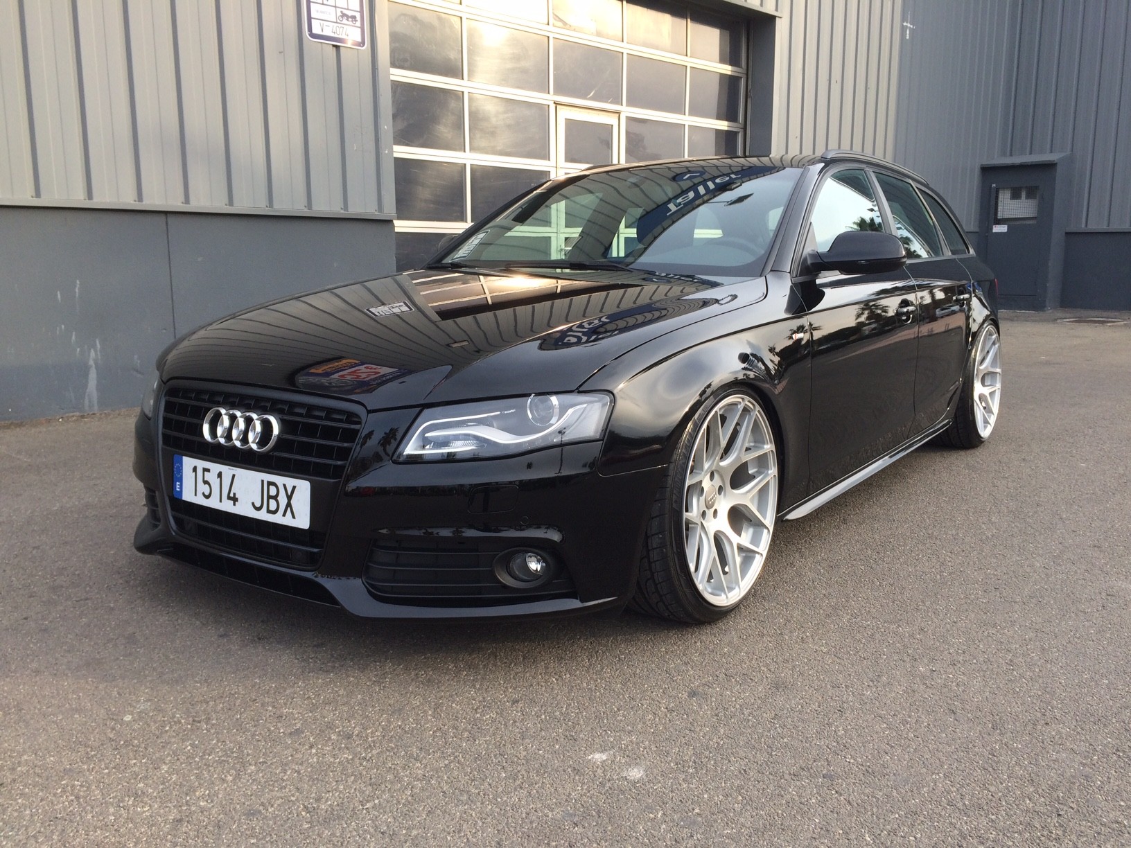 photo 3 Audi A4 custom wheels Avant Garde M590  20x10.0, ET +35, tire size X R20. x ET 