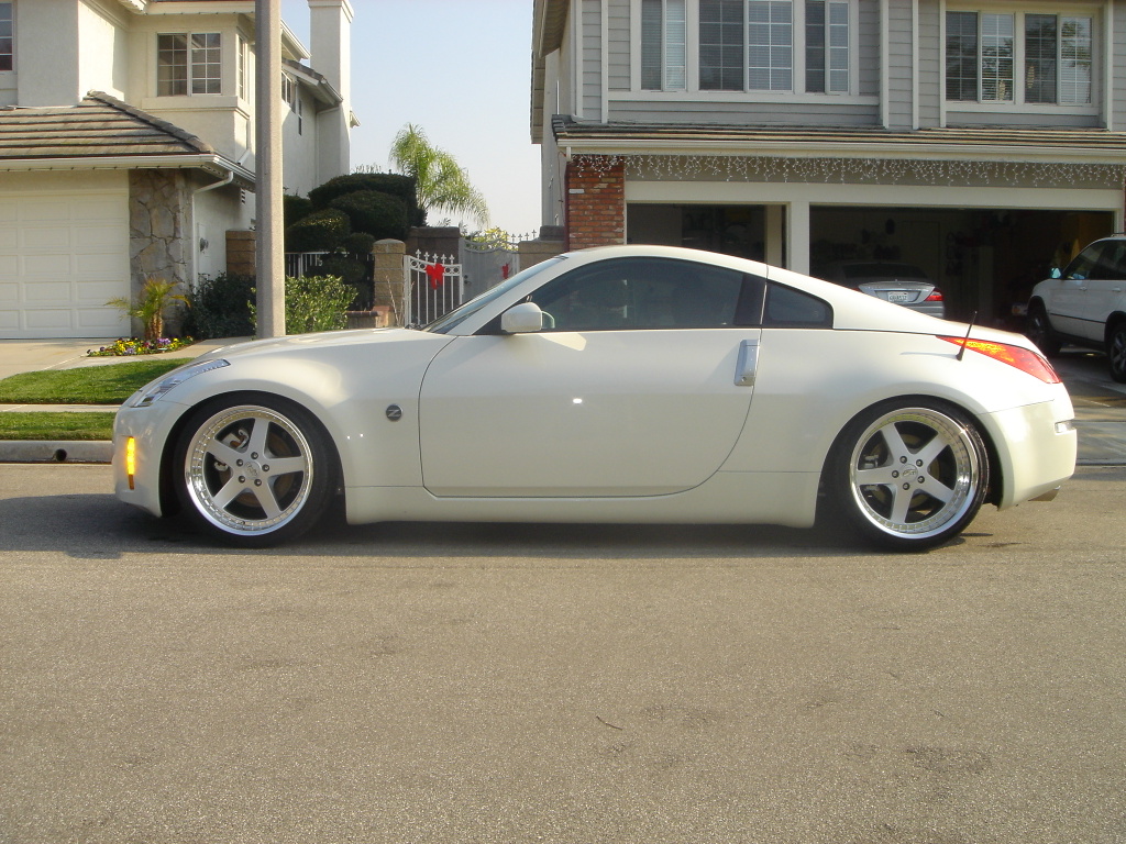 photo 1 Nissan 350Z custom wheels Work Wheels Equip 19x9.5, ET +19, tire size 245/35 R19. 19x11.0 ET+20 275/30 R19
