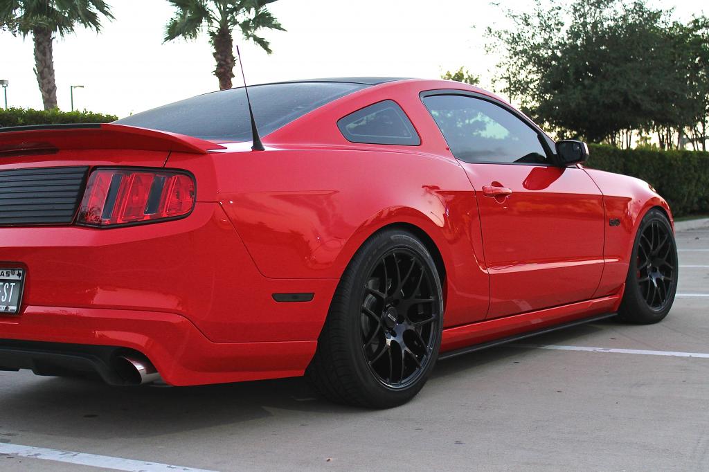 photo 2 Ford Mustang custom wheels AMR  19x8.5, ET , tire size 245/ R19. 19x10.0 ET 275/ R19