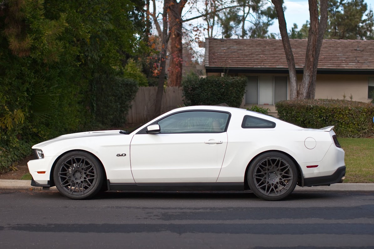 photo 2 Ford Mustang custom wheels Rotiform BLQ 20x10.0, ET +33, tire size 285/35 R20. 20x12.0 ET+61 315/30 R20