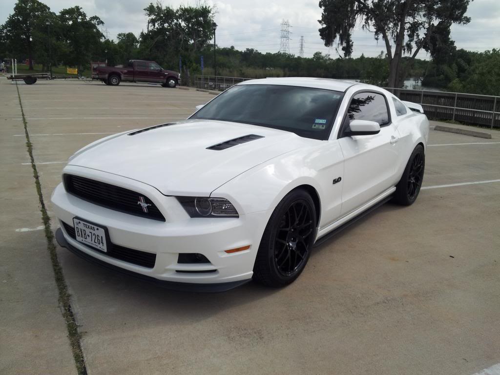 photo 4 Ford Mustang custom wheels AMR   19x8.5, ET , tire size 305/35 R19. 20x10.0 ET 