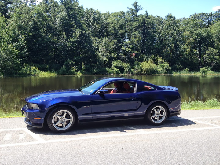 photo 2 Ford Mustang custom wheels D-Force  18x10.0, ET , tire size 275/40 R18. x ET 