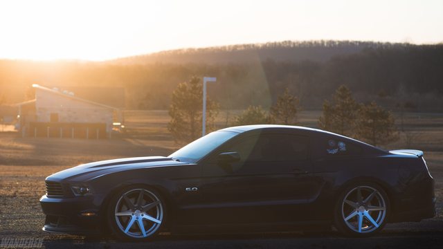 photo 4 Ford Mustang custom wheels Rohana RC-7 20x10.0, ET , tire size 275/30 R20. x ET 295/30 R