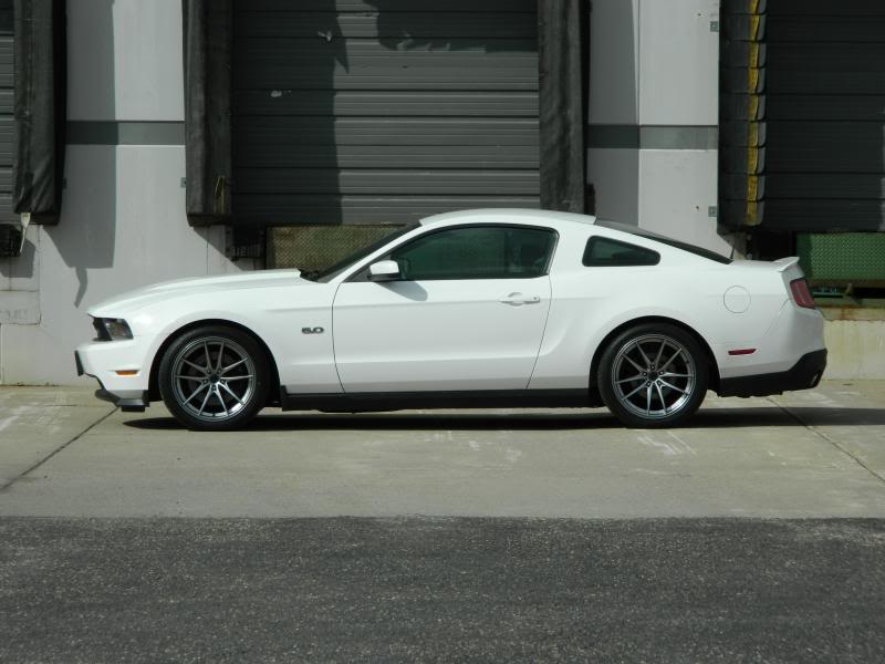 photo 1 Ford Mustang custom wheels Konig Oversteer 19x9.5, ET +40, tire size 285/35 R19. x ET