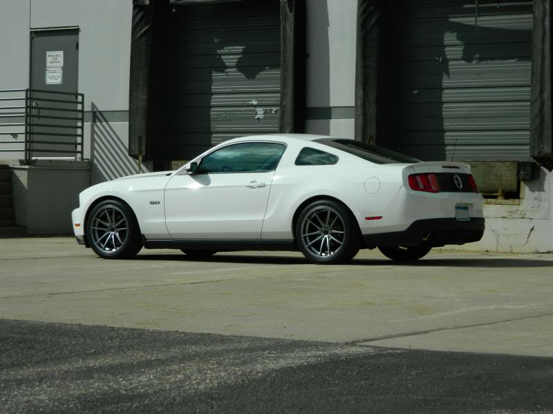 photo 3 Ford Mustang custom wheels Konig Oversteer 19x9.5, ET +40, tire size 285/35 R19. x ET