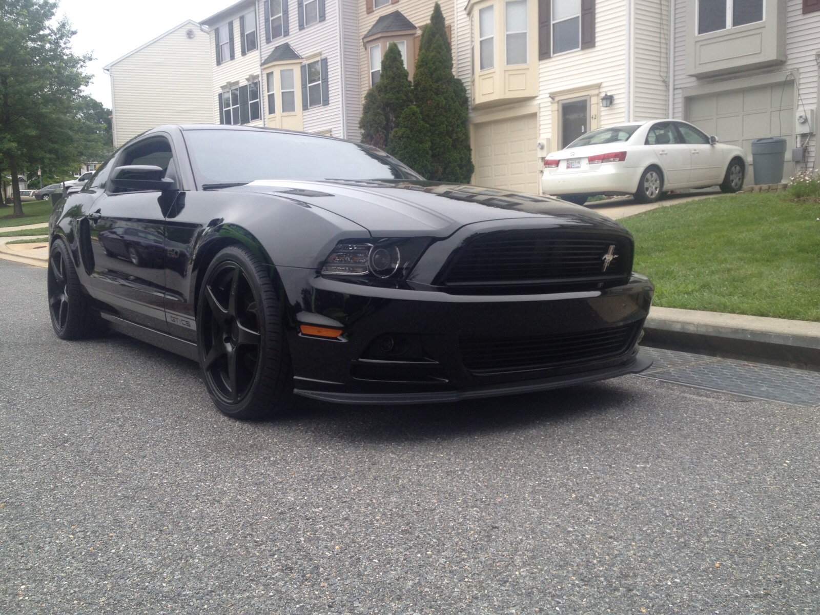 photo 2 Ford Mustang custom wheels Niche GT-5 20x8.5, ET +20, tire size 255/35 R20. 20x10.0 ET+40 295/30 R20