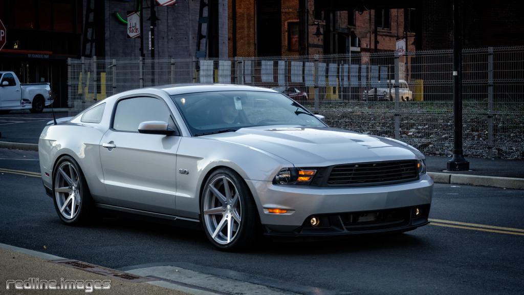 photo 1 Ford Mustang custom wheels Rohana  RC7 20x, ET , tire size 275/35 R20. x ET 295/35 R