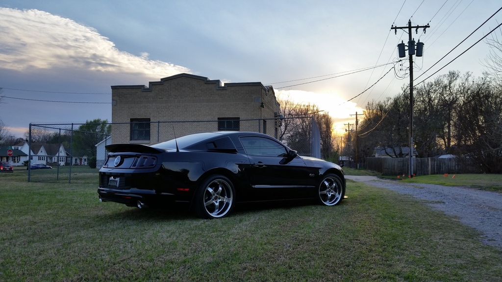 photo 3 Ford Mustang custom wheels MMD  Kage 19x8.5, ET , tire size 245/35 R19. 19x10.0 ET 305/30 R19
