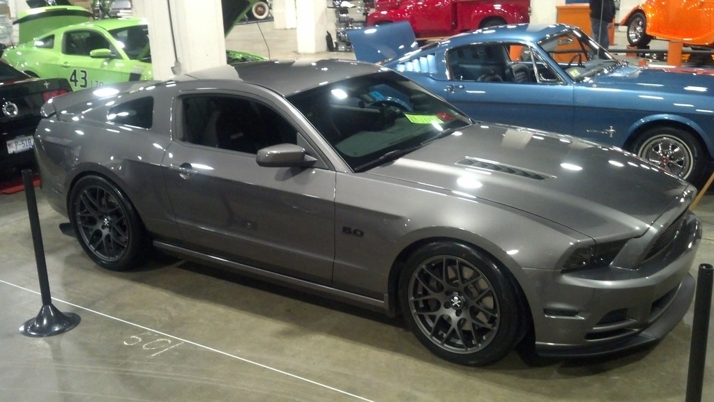 photo 2 Ford Mustang custom wheels AMR 19x10.0, ET , tire size 275/40 R19. 20x10.0 ET 305/35 R20