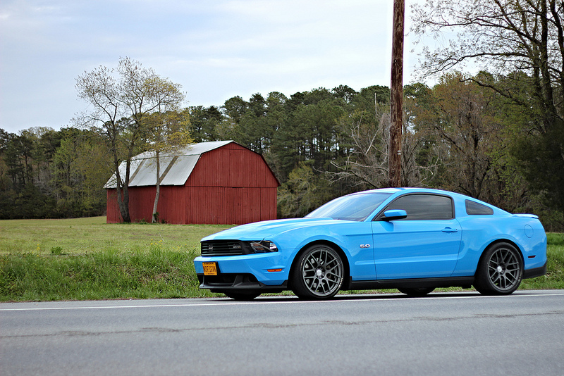 photo 2 Ford Mustang custom wheels Varrstoen  ES4  19x9.5, ET +40, tire size 255/35 R19. 19x10.5 ET+43 325/30 R19