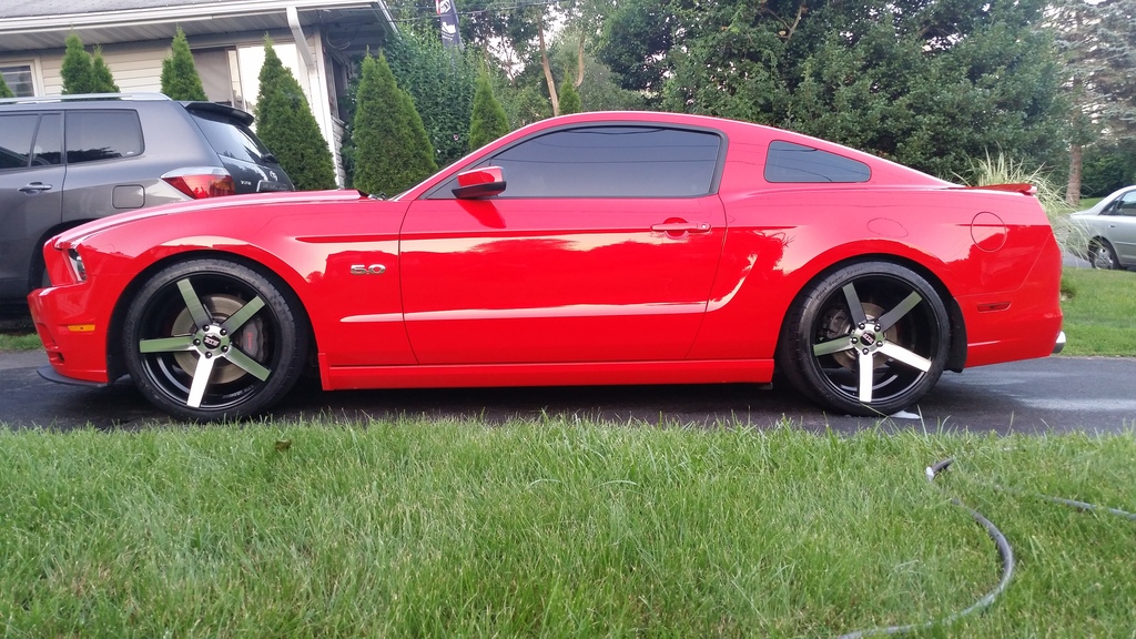 photo 1 Ford Mustang custom wheels STR 607 20x9.0, ET +35, tire size 255/35 R20. 20x10.5 ET+40 295/30 R20