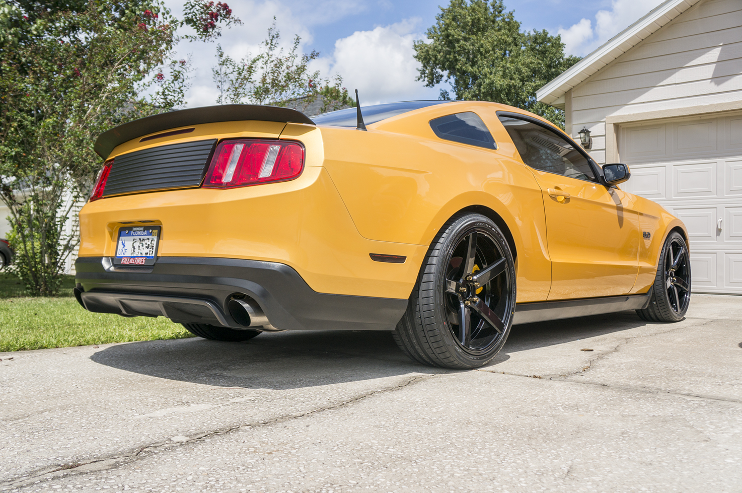 photo 3 Ford Mustang custom wheels Foose DF5 20x8.5, ET , tire size 255/35 R20. 20x10.0 ET 275/35 R20