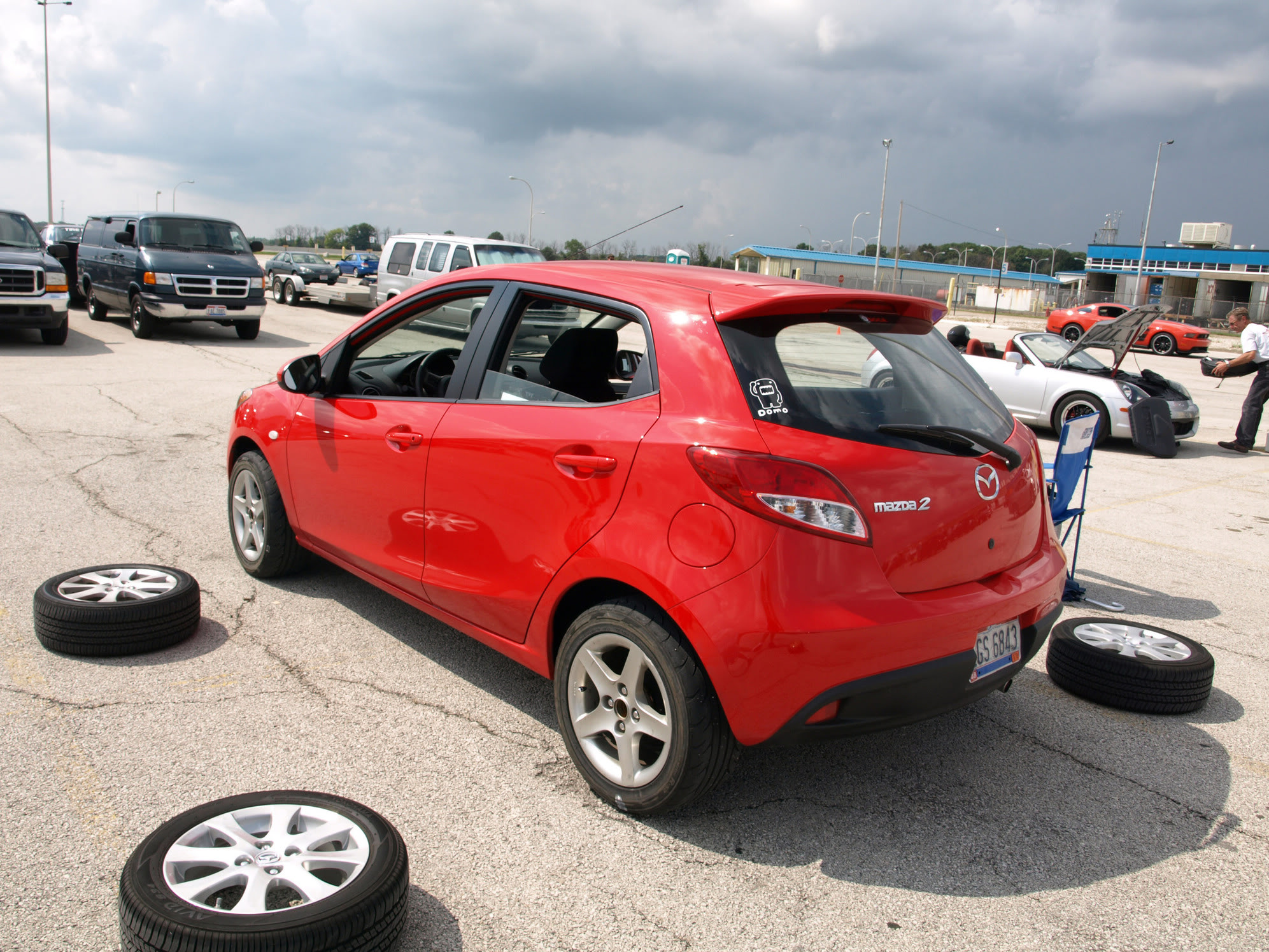 photo 2 Mazda Mazda2 custom wheels 15x7.0, ET +35, tire size 205/50 R15. x ET
