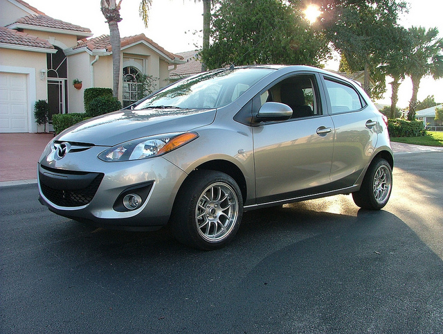 photo 2 Mazda Mazda2 custom wheels UL  Nickel 15x8.0, ET +36, tire size 195/50 R15. x ET 