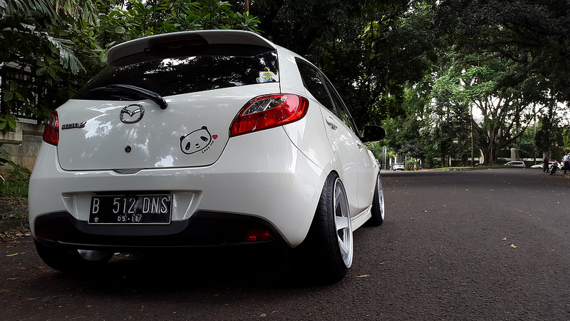 photo 4 Mazda Mazda2 custom wheels Rota  P45R  19x8.5, ET +26, tire size 205/40 R19. 17x10.0 ET 215/40 R17