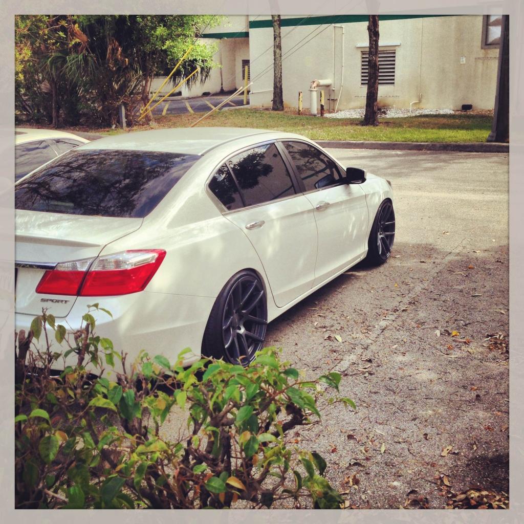 photo 1 Honda Accord custom wheels Velgen 20x10.5, ET +45, tire size 245/35 R20. 20x10.5 ET+25