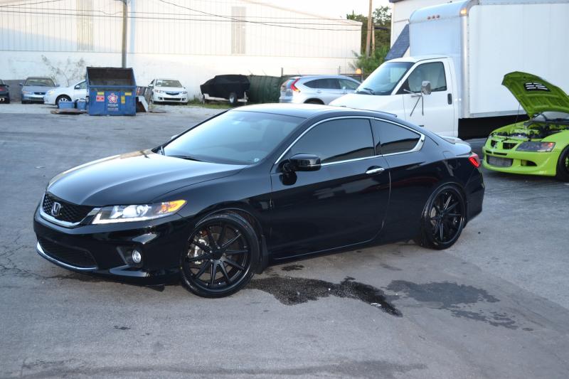 photo 1 Honda Accord custom wheels Rohana RC10 20x9.0, ET +35, tire size 245/35 R20. x ET