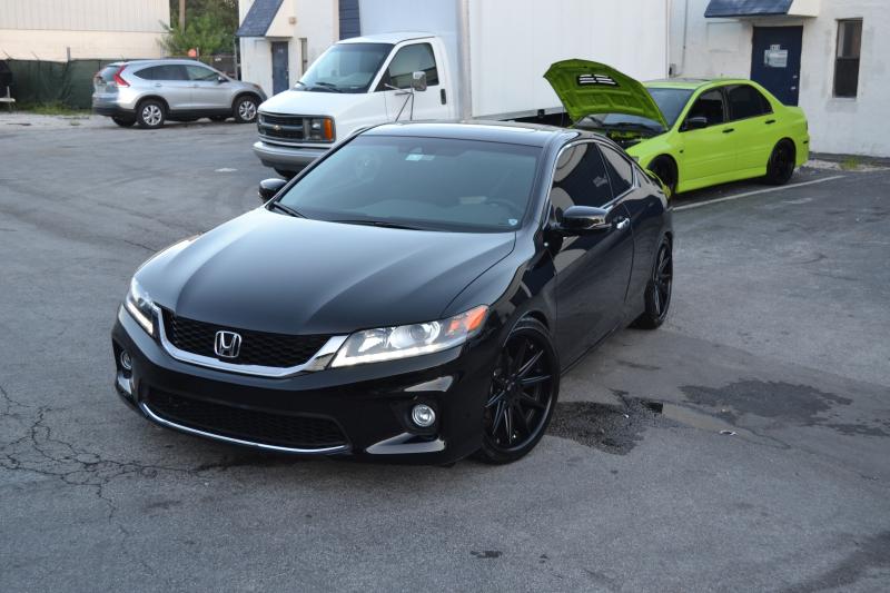photo 3 Honda Accord custom wheels Rohana RC10 20x9.0, ET +35, tire size 245/35 R20. x ET