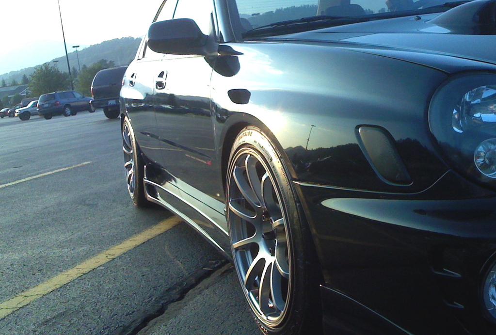 photo 10 Subaru Impreza WRX custom wheels Rota G-Force 18x9.0, ET +35, tire size 235/40 R18. x ET 