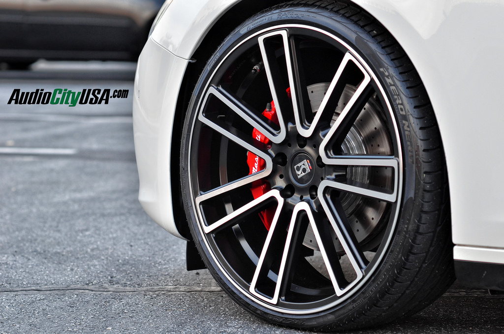 photo 5 Maserati Ghibli custom wheels Koko Kuture 22x9.0, ET , tire size 245/30 R22. 22x10.5 ET 295/25 R22