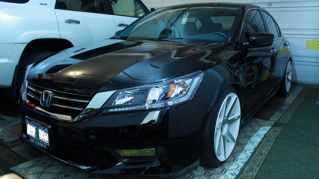 photo 2 Honda Accord custom wheels Niche Verona M151 19x9.5, ET +35, tire size X R19. x ET 