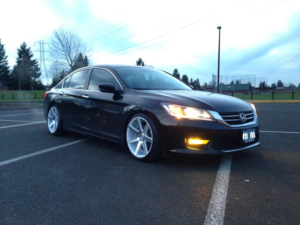 photo 3 Honda Accord custom wheels Niche Verona M151 19x9.5, ET +35, tire size X R19. x ET 
