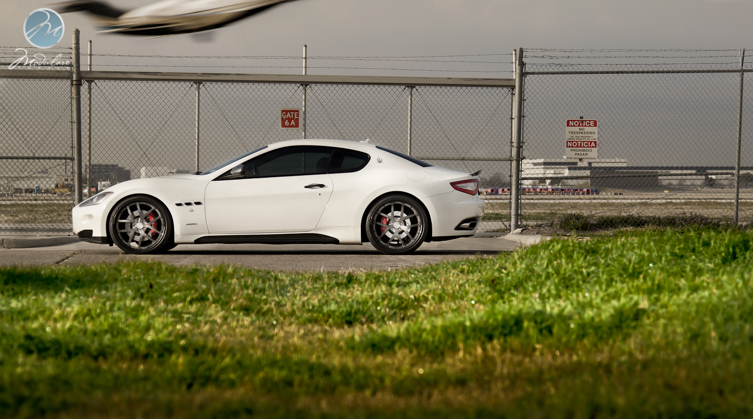 photo 6 Maserati GranTurismo custom wheels Modulare M18 22x9.0, ET , tire size 245/30 R22. 22x12.0 ET 315/25 R22