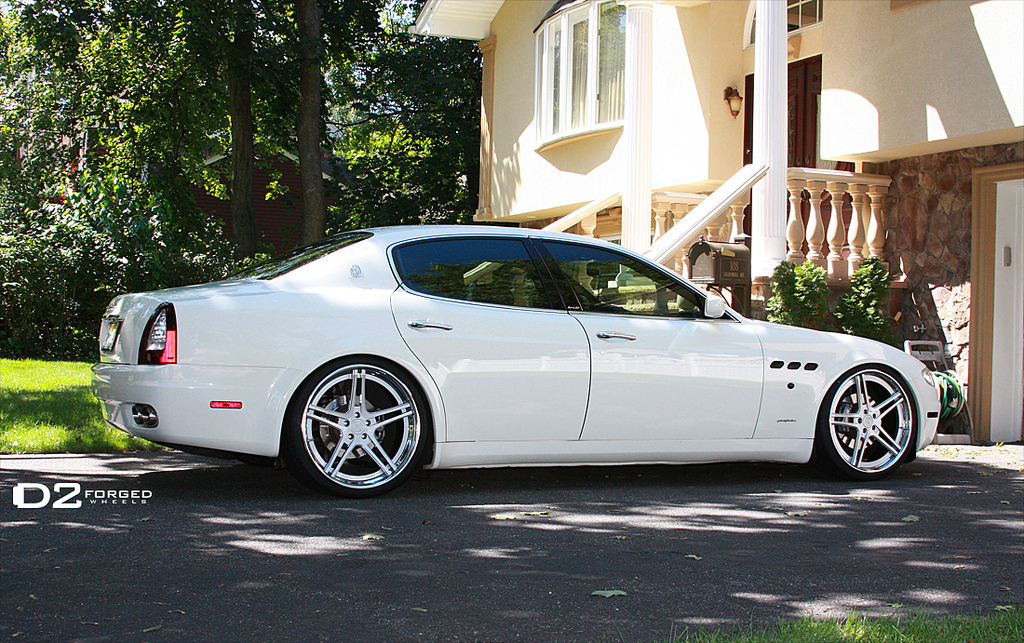 photo 1 Maserati Quattroporte custom wheels CV3 LP 22x9.0, ET , tire size X R22. 22x10.5 ET 