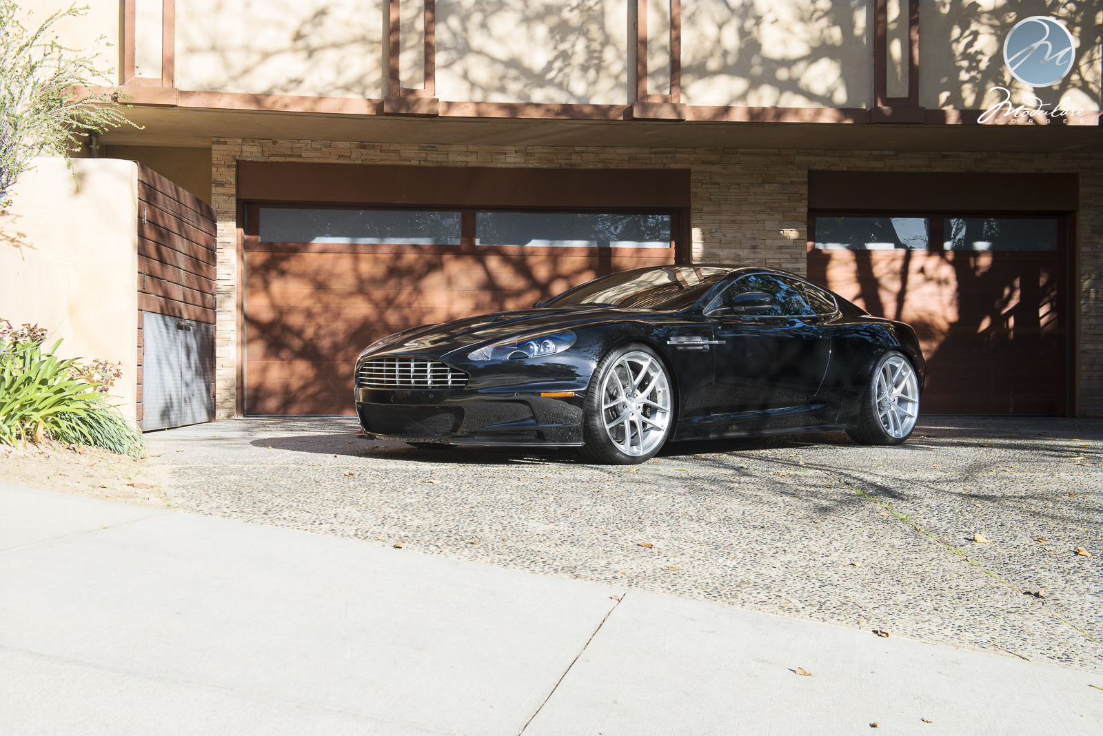 photo 7 Aston Martin DBS custom wheels Modulare B18 Evo 21x, ET , tire size X R21. x ET