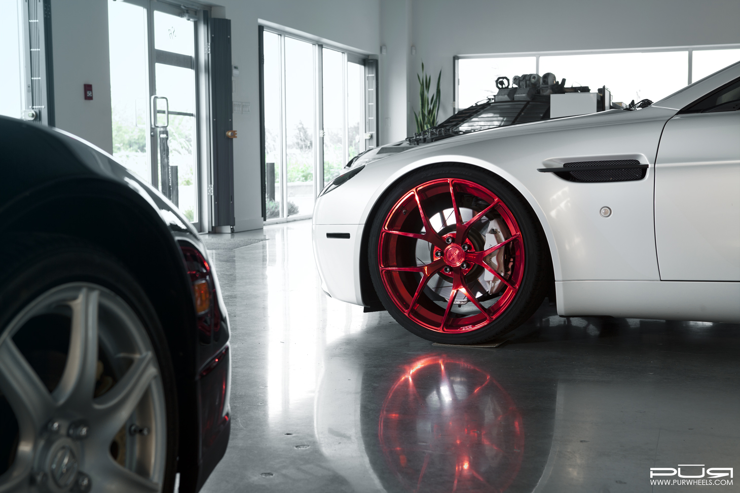 photo 1 Aston Martin V8 Vantage custom wheels PUR 4OUR 21x9.0, ET , tire size X R21. 21x10.5 ET
