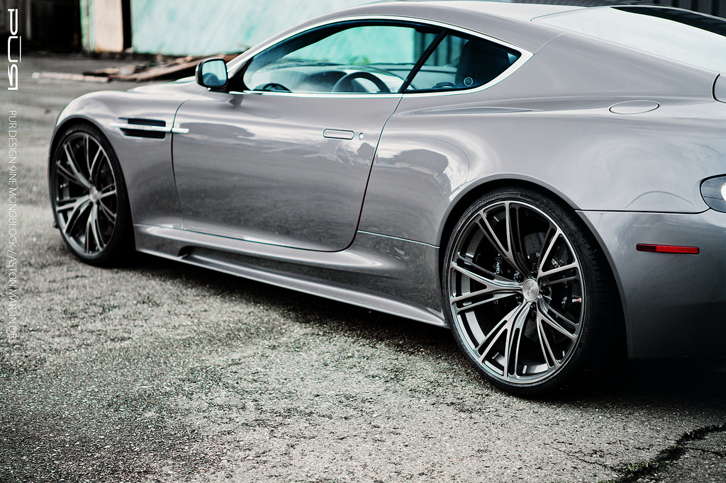 photo 2 Aston Martin DBS custom wheels PUR  9INE 21x9.0, ET , tire size X R21. 21x10.5 ET 