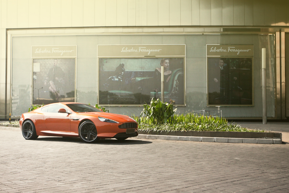 photo 5 Aston Martin Virage custom wheels Modulare   21x9.0, ET , tire size 255/30 R21. 21x10.5 ET 295/25 R21