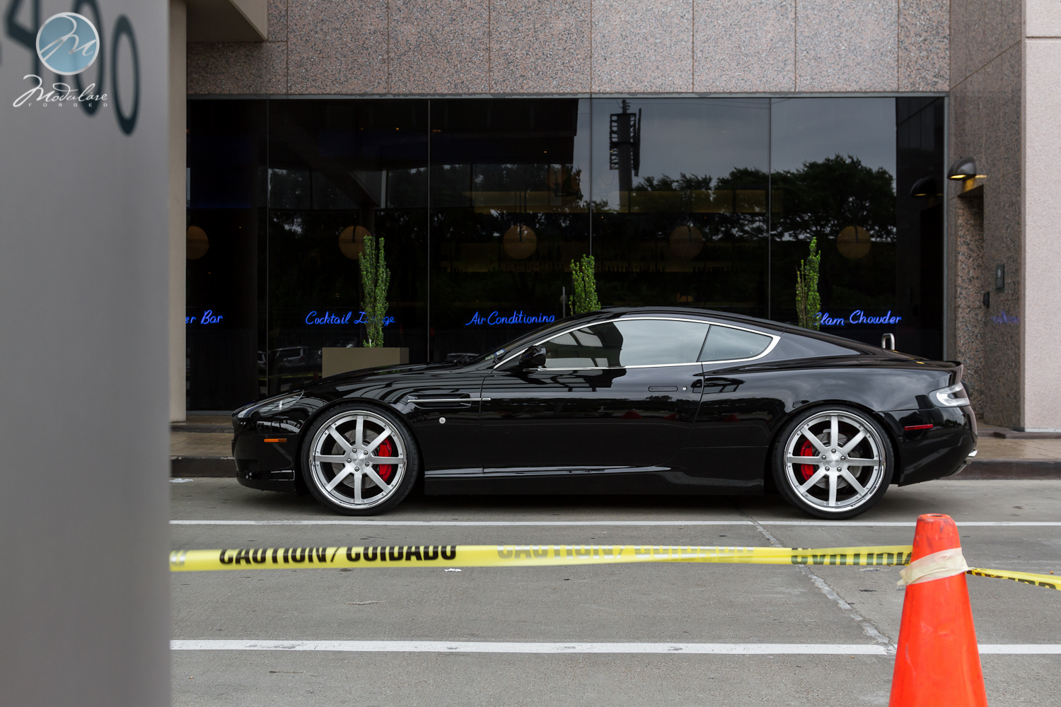 photo 4 Aston Martin DB9 custom wheels Modulare  M28  21x9.0, ET , tire size 255/30 R21. 21x10.5 ET 295/25 R21