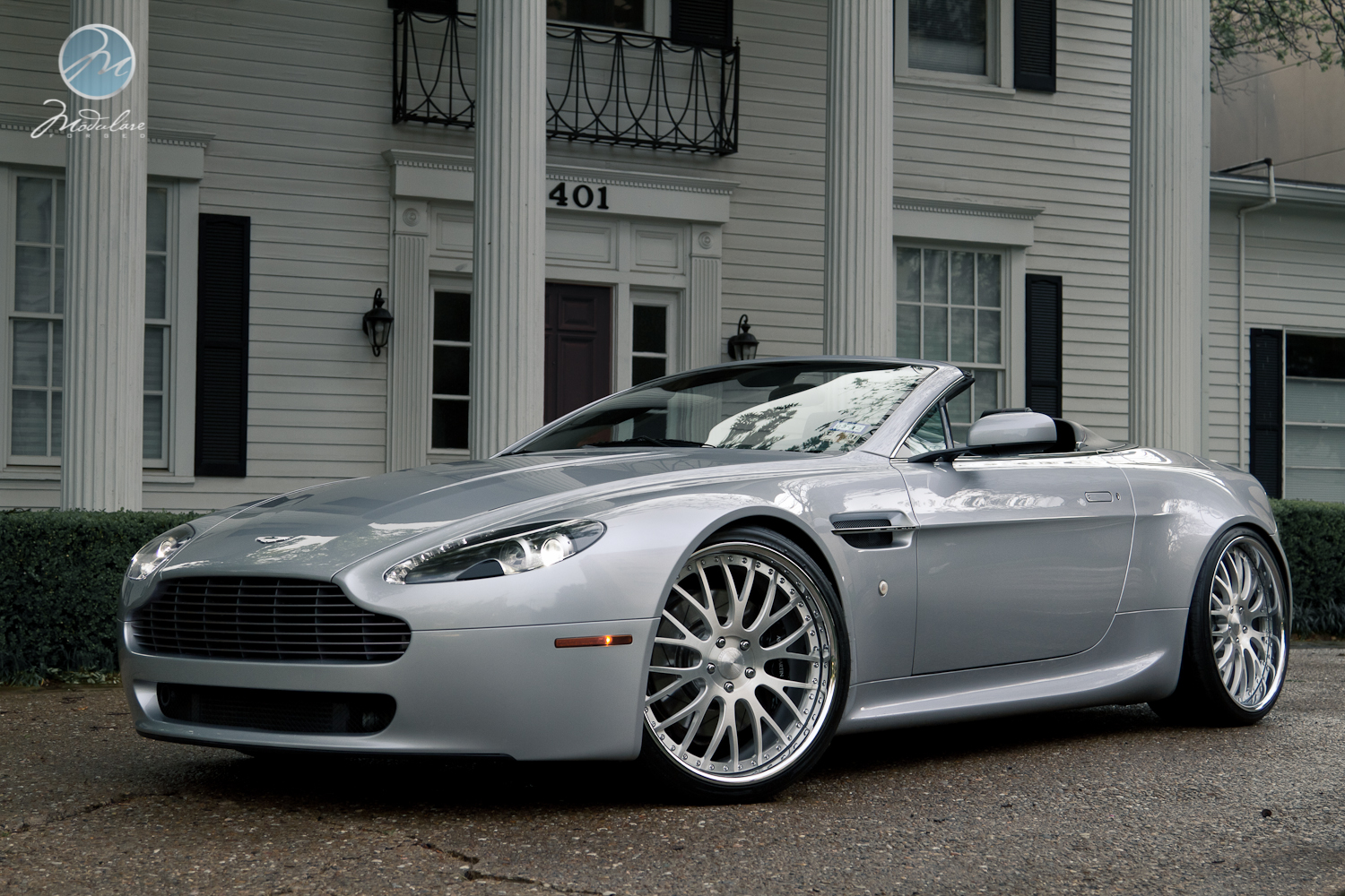 photo 1 Aston Martin V8 Vantage custom wheels Modulare  M24 3 21x9.0, ET , tire size 255/30 R21. 21x10.5 ET 295/25 R21