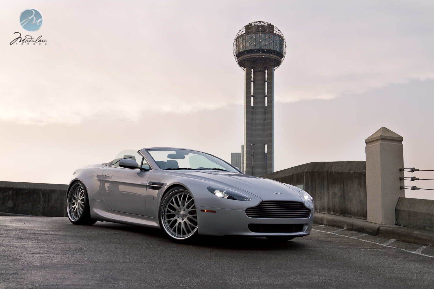 photo 13 Aston Martin V8 Vantage custom wheels Modulare  M24 3 21x9.0, ET , tire size 255/30 R21. 21x10.5 ET 295/25 R21