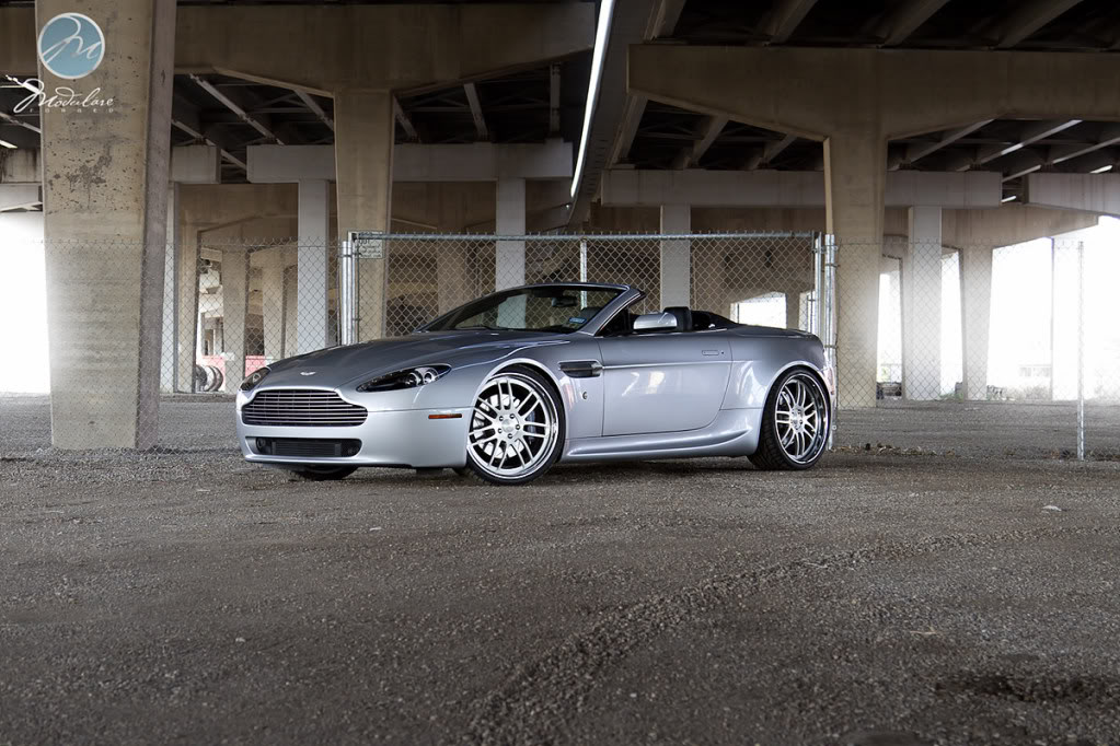 photo 6 Aston Martin V8 Vantage custom wheels Modulare  H3  21x9.0, ET , tire size 255/30 R21. 21x10.5 ET 295/25 R21