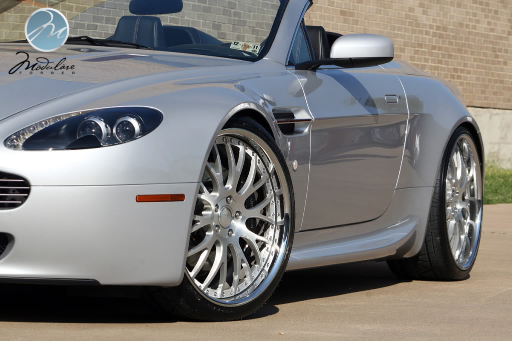 photo 3 Aston Martin V8 Vantage custom wheels Modulare  M24  21x9.0, ET , tire size 255/30 R21. 21x10.5 ET 295/25 R21