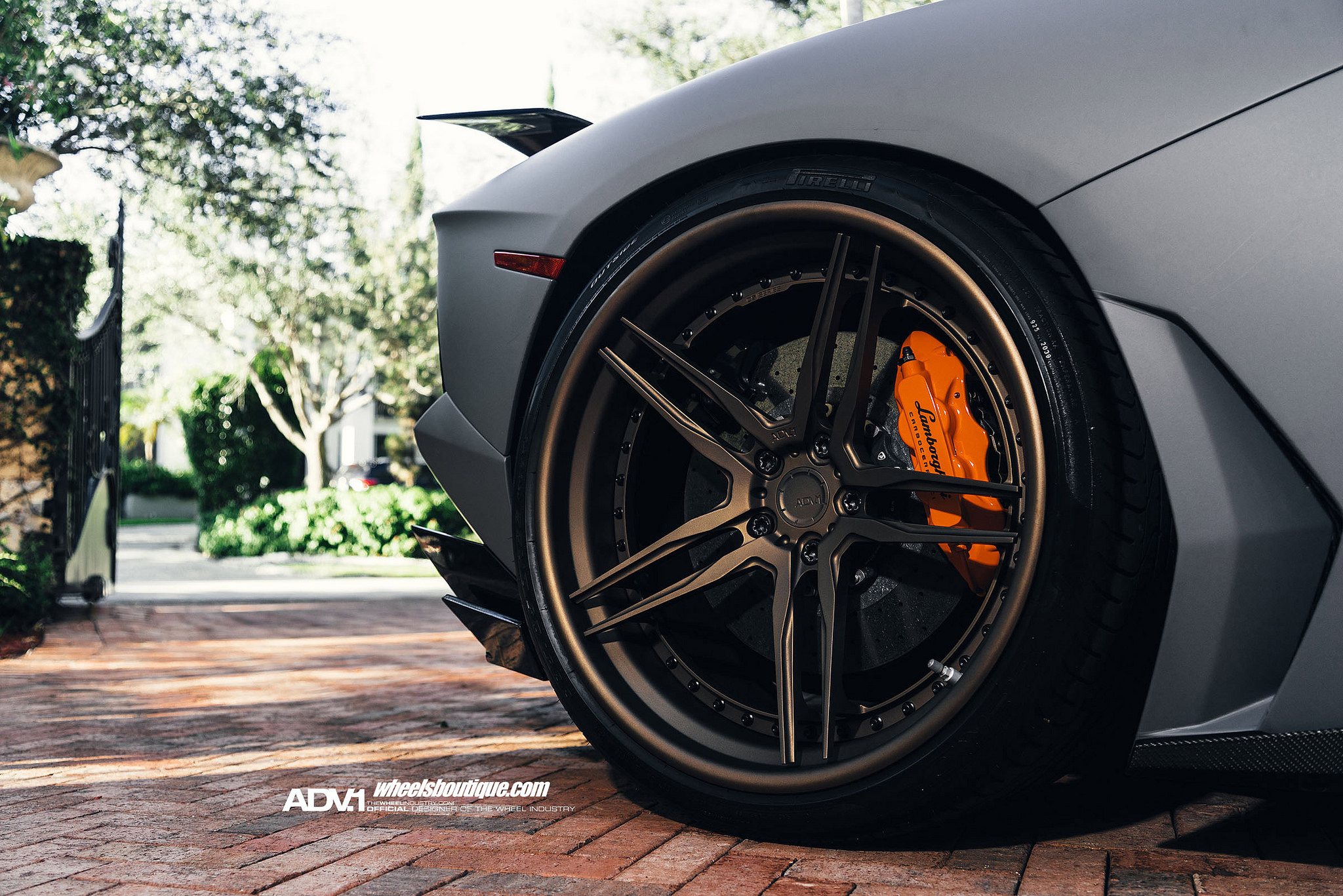 photo 1 Lamborghini Aventador custom wheels 21x9.5, ET , tire size X R21. 22x12.5 ET