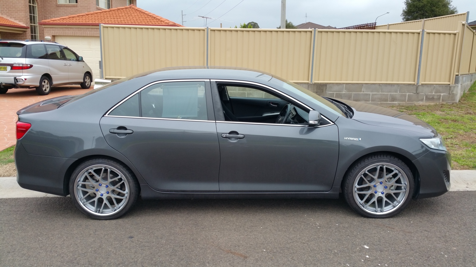 photo 1 Toyota Camry Hybrid custom wheels Vertini  Magic 20x, ET , tire size X R20. x ET 