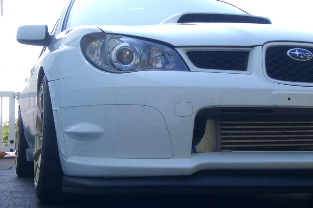 photo 4 Subaru Impreza WRX custom wheels Rota G-Force 18x9.0, ET +35, tire size 225/40 R18. x ET 