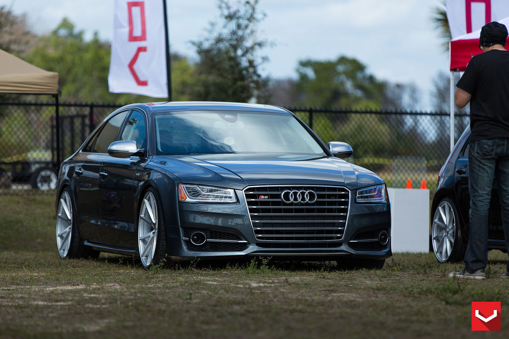 photo 3 Audi S8 custom wheels Vossen VFS-1 20x10.5, ET +30, tire size X R20. x ET