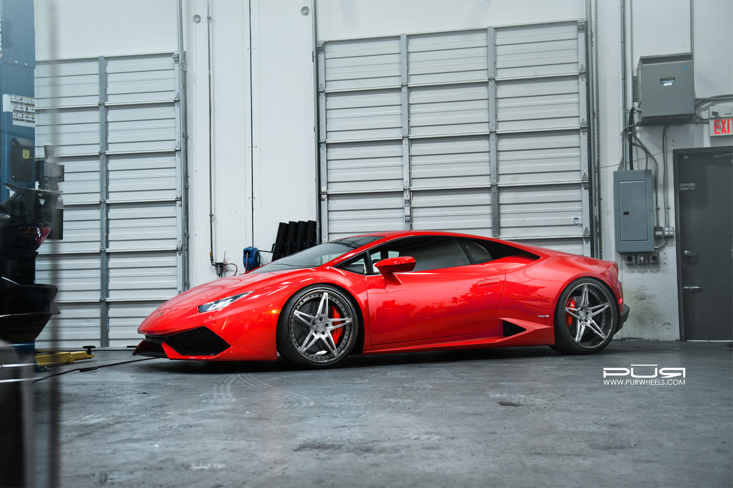 photo 3 Lamborghini Huracan custom wheels PUR LX17 20x9.0, ET , tire size X R20. 21x12.0 ET 
