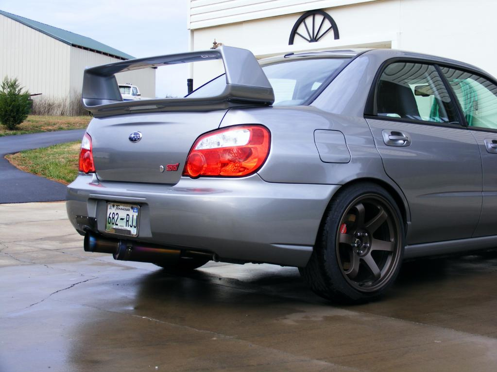 photo 4 Subaru Impreza WRX custom wheels Rota Grid 18x9.5, ET +38, tire size 235/40 R18. x ET 