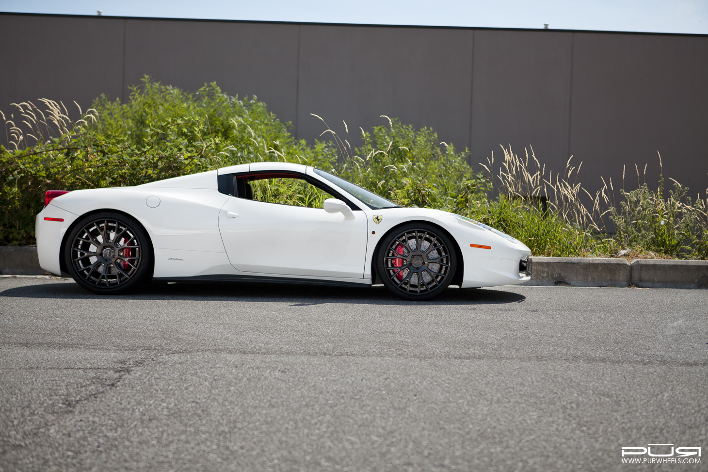 photo 4 Ferrari 458 Spider custom wheels PUR LX02.V2 21x9.0, ET , tire size X R21. 22x12.0 ET 