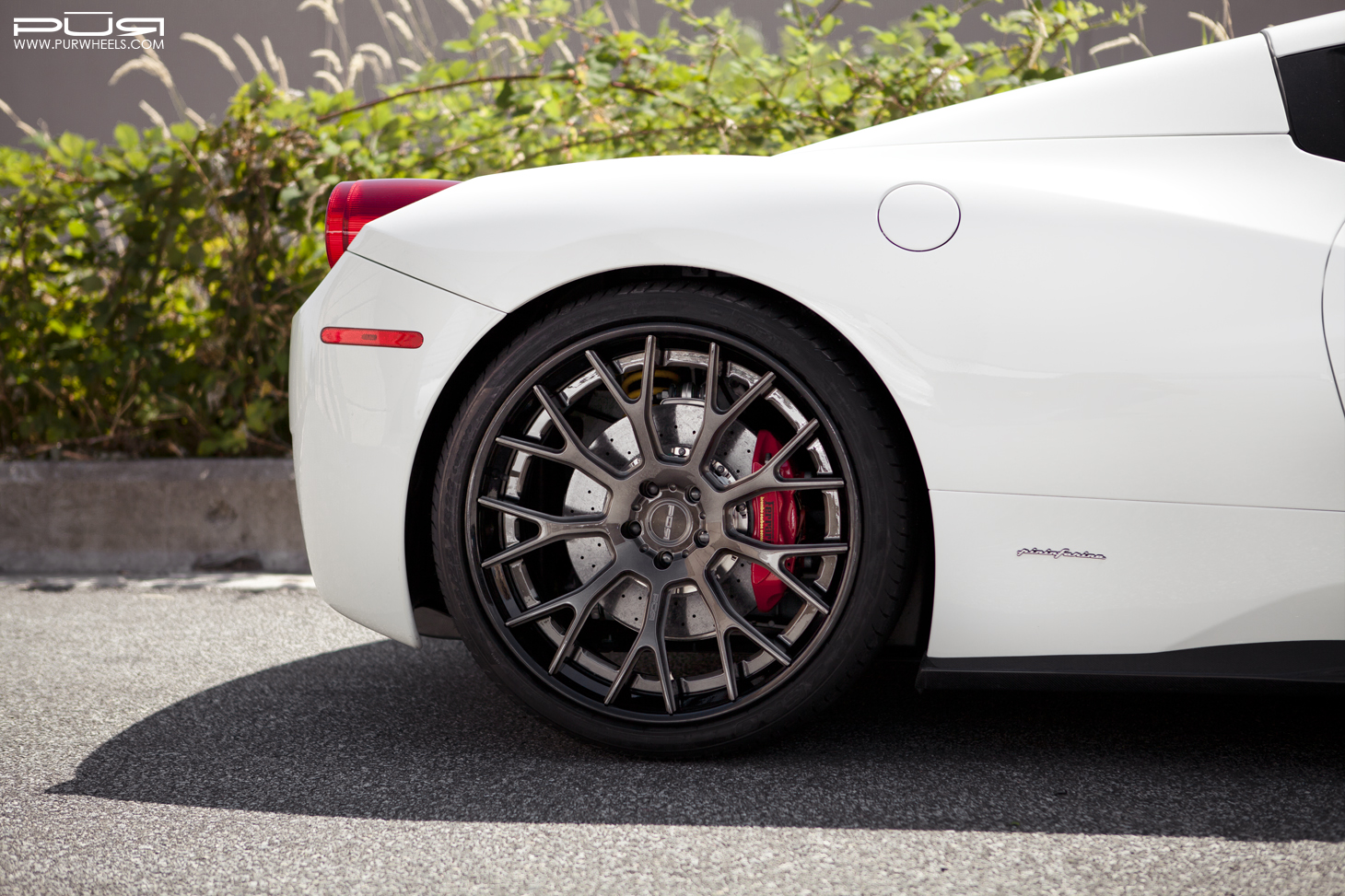 photo 1 Ferrari 458 Spider custom wheels PUR LX02.V2 21x9.0, ET , tire size X R21. 22x12.0 ET 