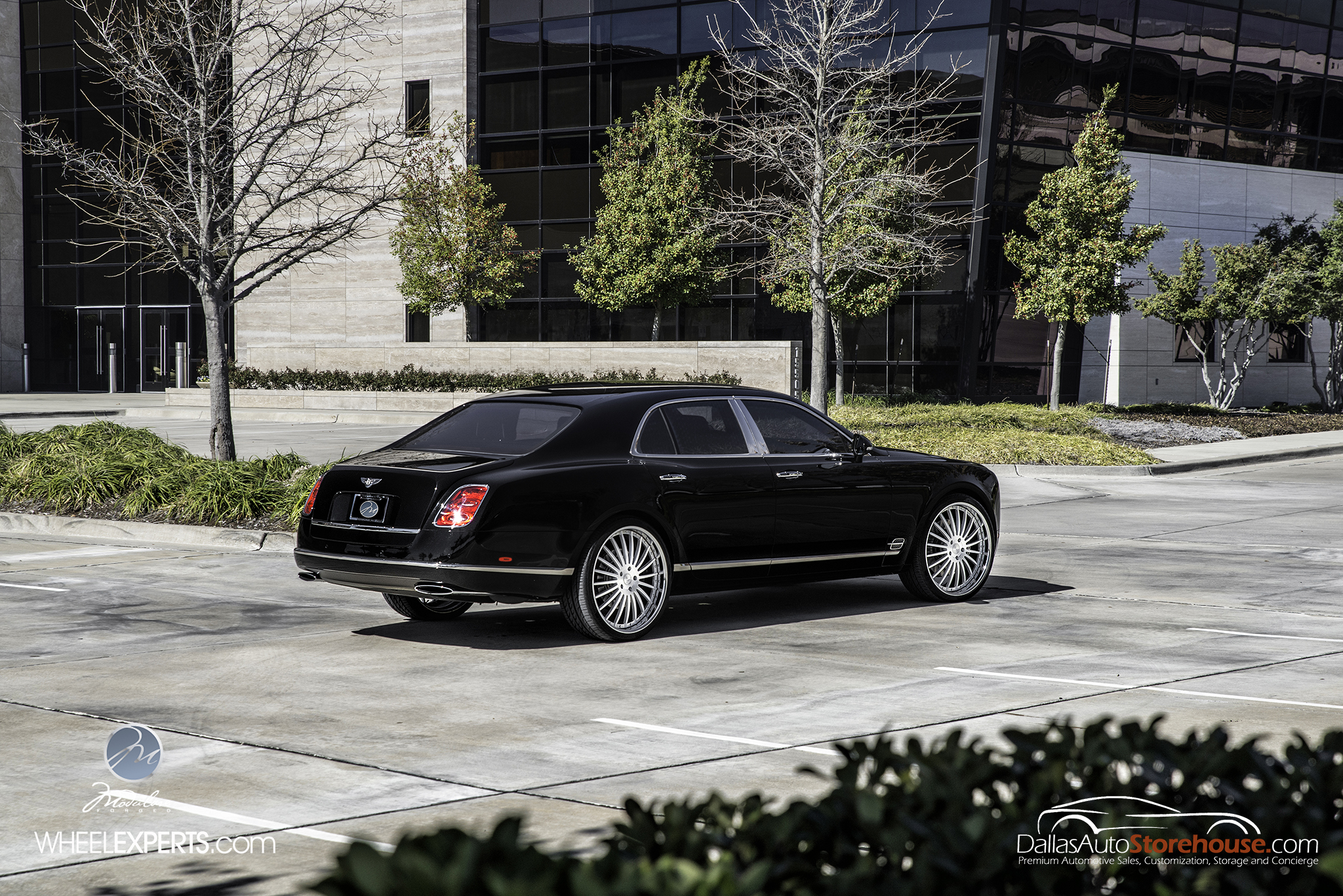 photo 8 Bentley Mulsanne custom wheels Modulare M20 24x10.0, ET , tire size 285/30 R24. x ET 