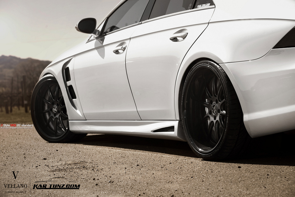 photo 5 Mercedes-Benz CLS-Class custom wheels Vellano VKS 20x, ET , tire size X R20. x ET 