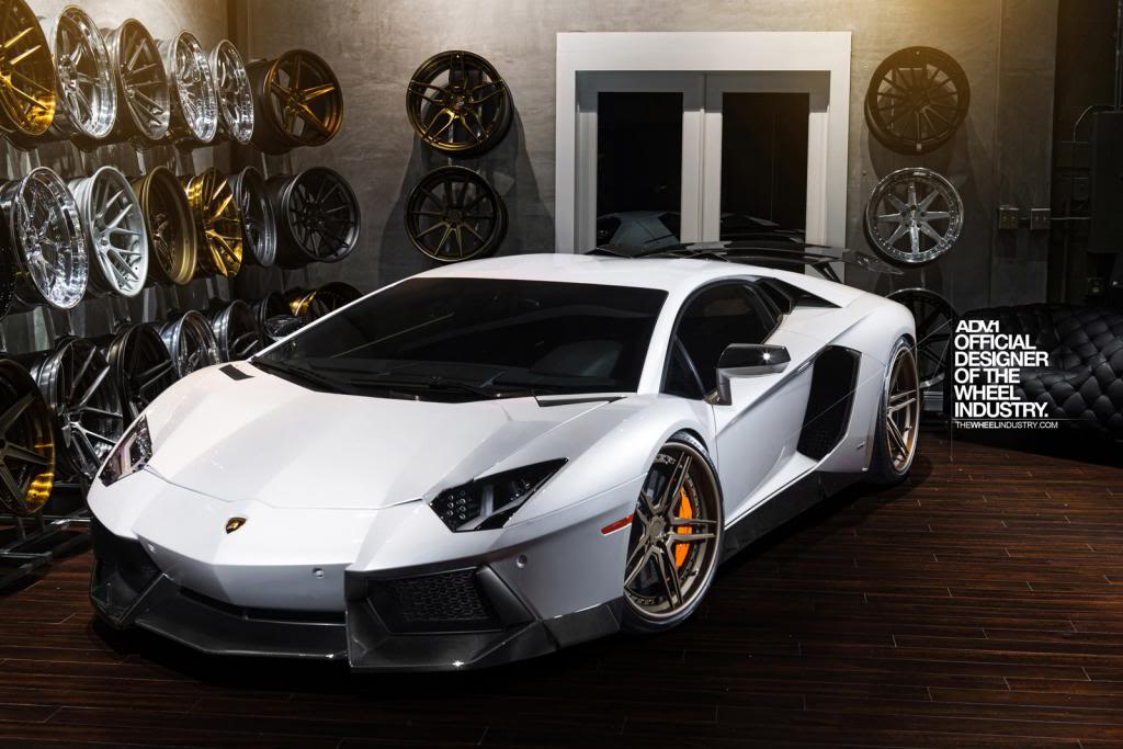 photo 2 Lamborghini Aventador custom wheels ADV05 M.V2 CS  21x9.5, ET , tire size X R21. 22x12.5 ET 