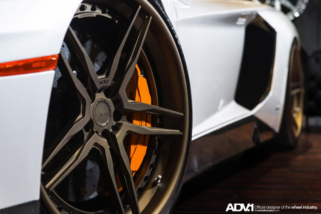 photo 1 Lamborghini Aventador custom wheels ADV05 M.V2 CS  21x9.5, ET , tire size X R21. 22x12.5 ET 