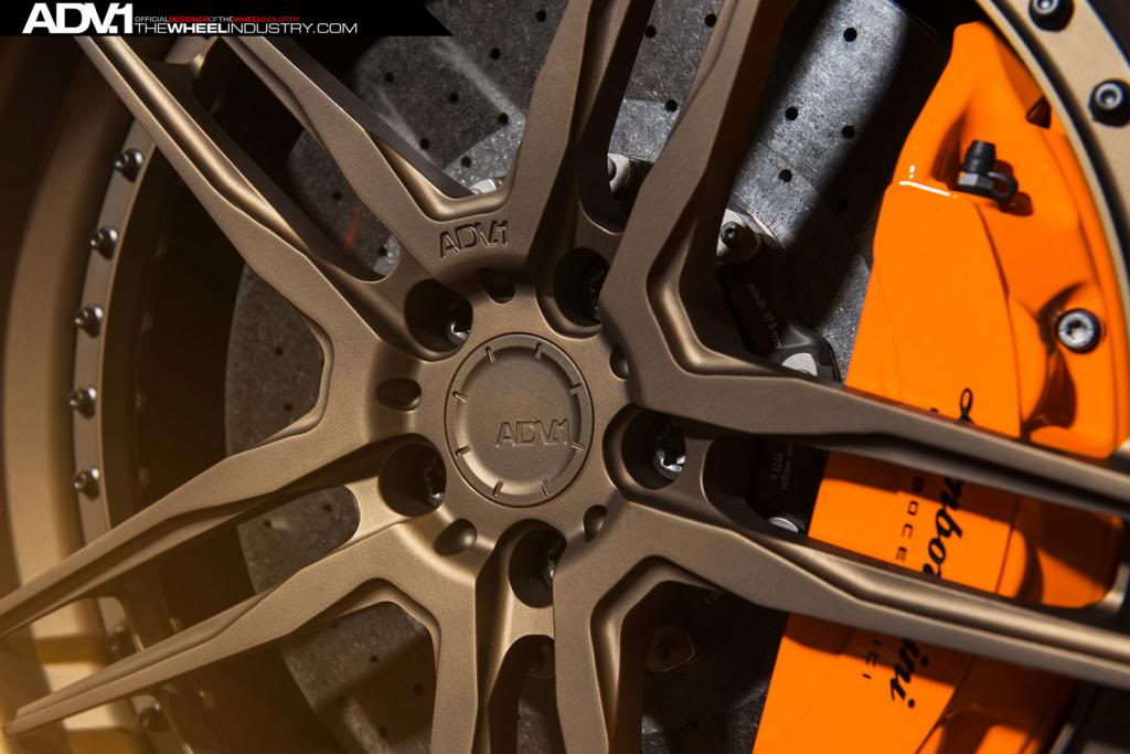 photo 4 Lamborghini Aventador custom wheels ADV05 M.V2 CS  21x9.5, ET , tire size X R21. 22x12.5 ET 